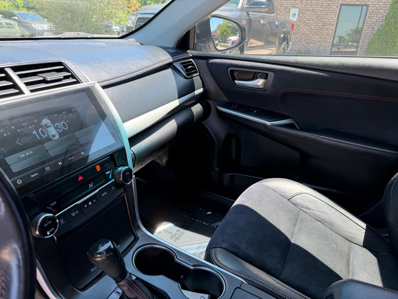 Toyota Camry  2015