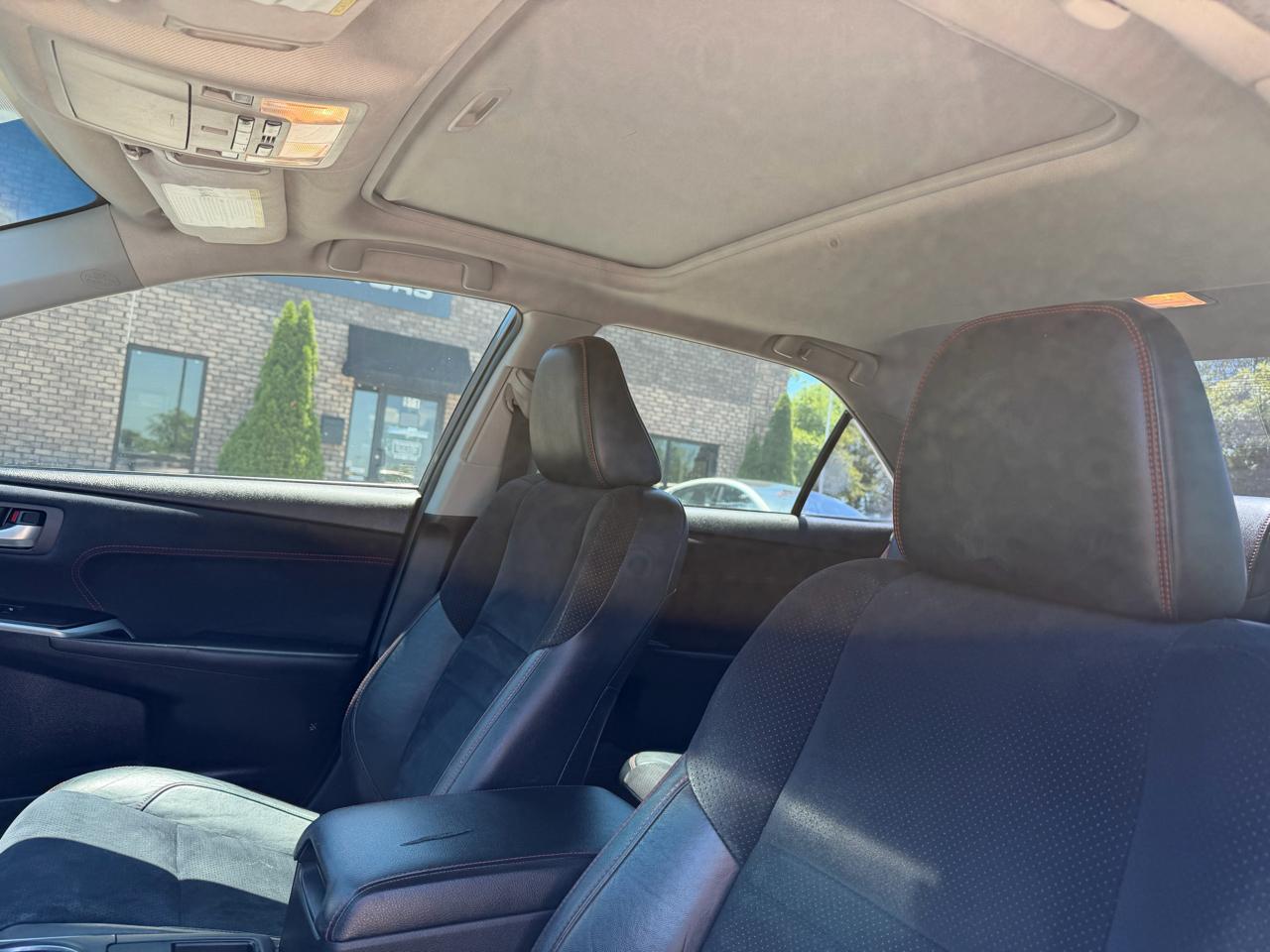 Toyota Camry  2015