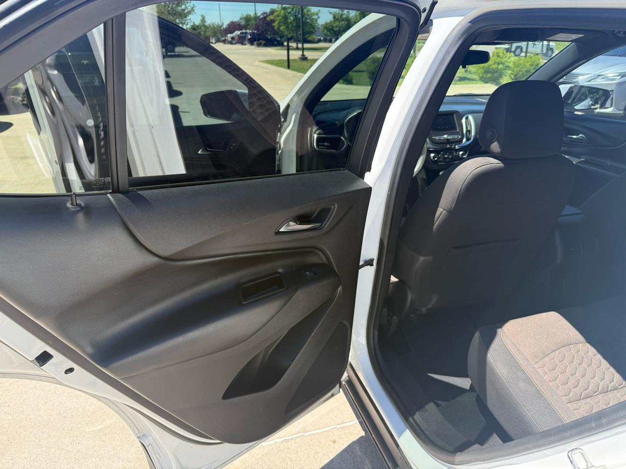Chevrolet Equinox FWD 4dr LT w/1LT 2019