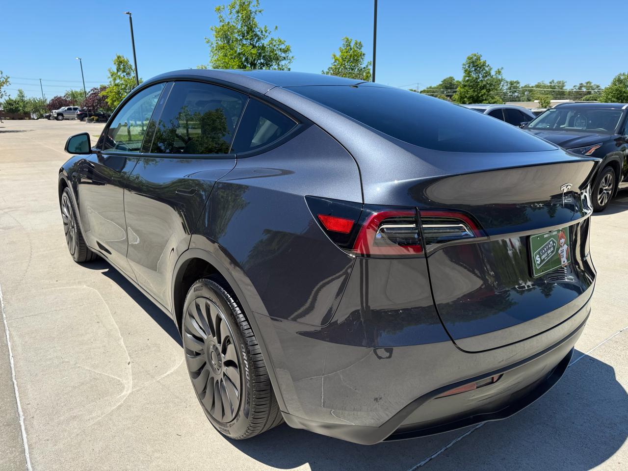 Tesla Model Y Long Range AWD 2024