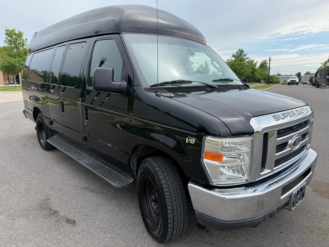 Ford Econoline Cargo Van E-250 Ext Recreational 2008