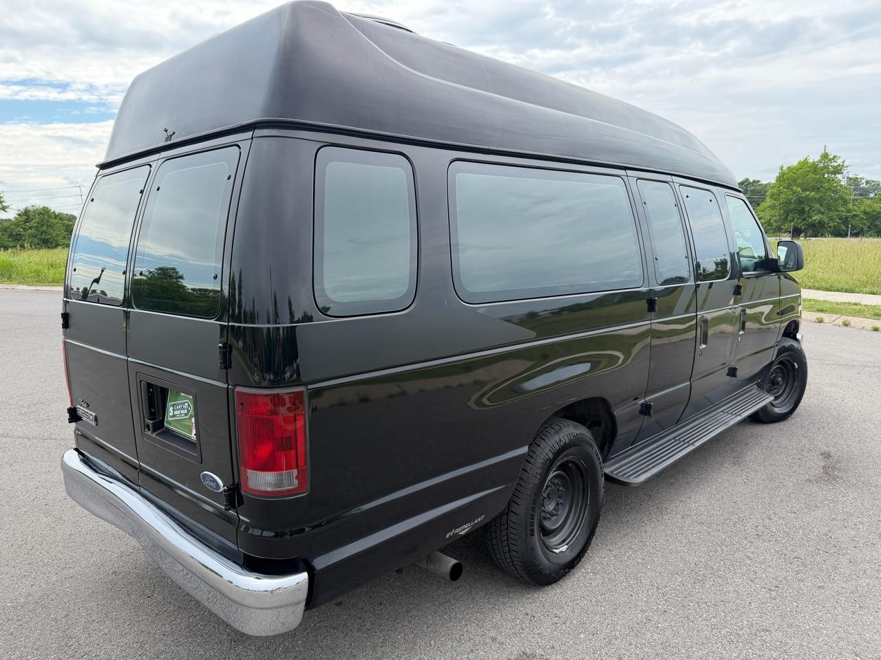 Ford Econoline Cargo Van E-250 Ext Recreational 2008
