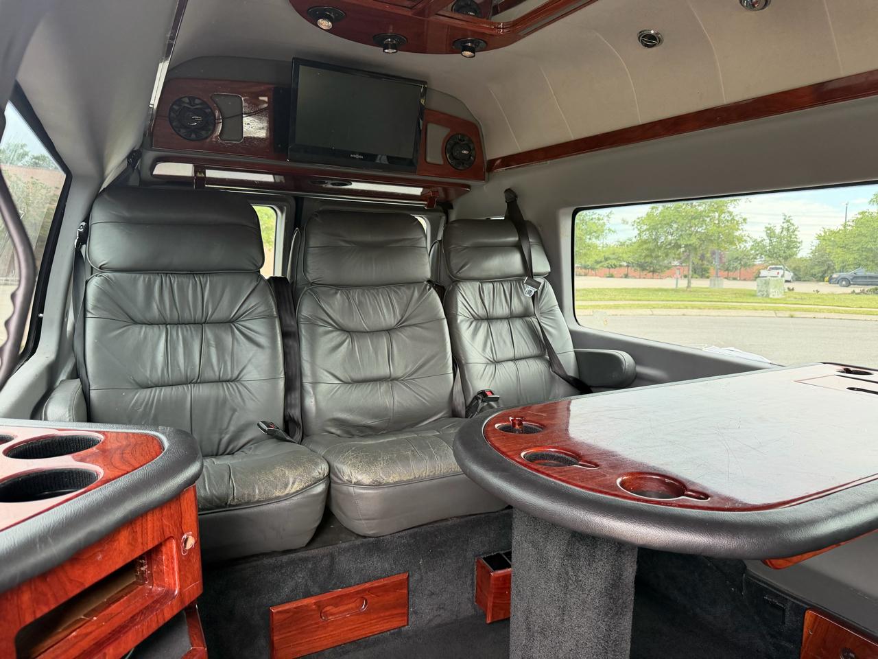 Ford Econoline Cargo Van E-250 Ext Recreational 2008