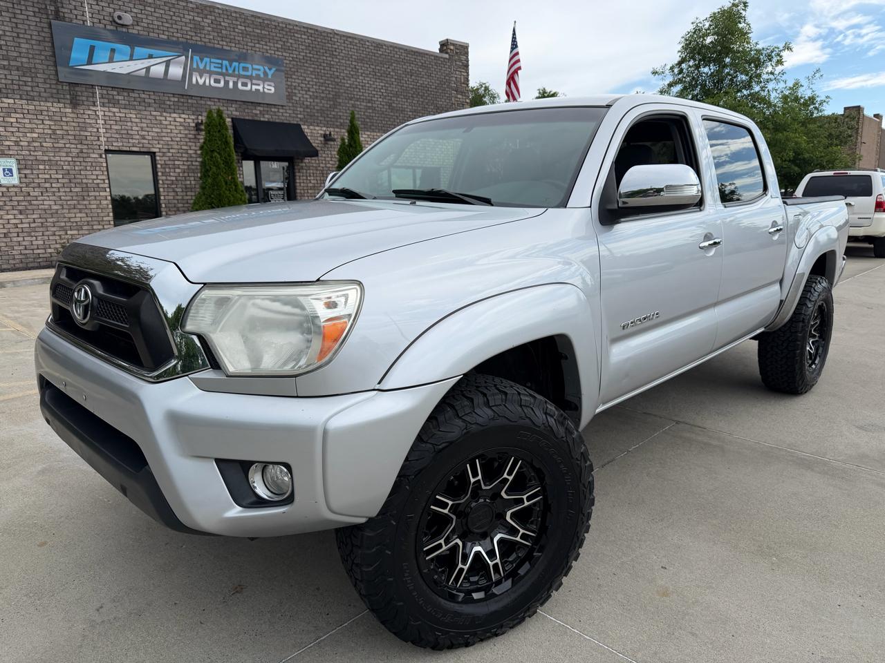 Toyota Tacoma  2013