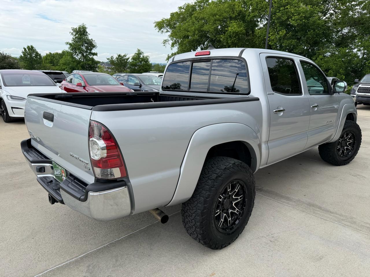 Toyota Tacoma  2013