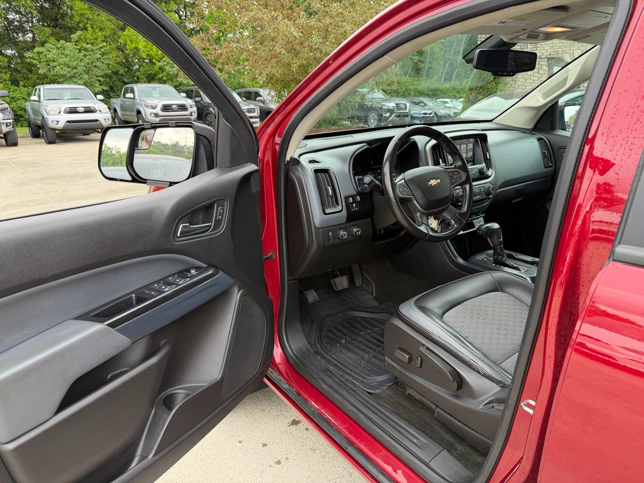 Chevrolet Colorado 4WD Crew Cab 140.5" Z71 2017