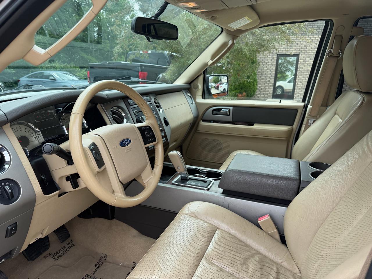 Ford Expedition EL 2WD 4dr XLT 2012