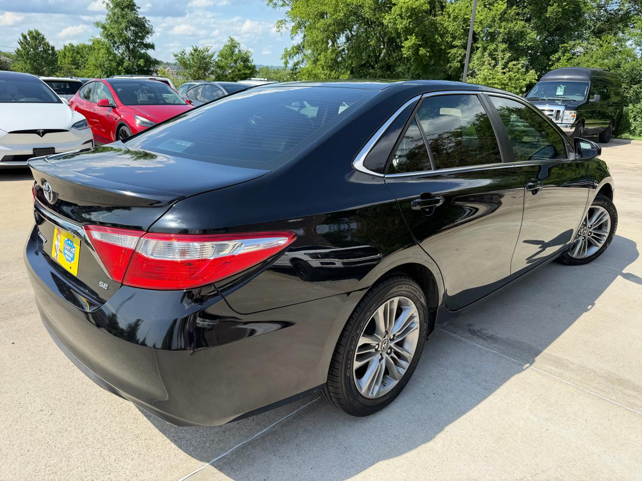 Toyota Camry 4dr Sdn I4 Auto SE w/Special Edition Pkg (Natl) 2016
