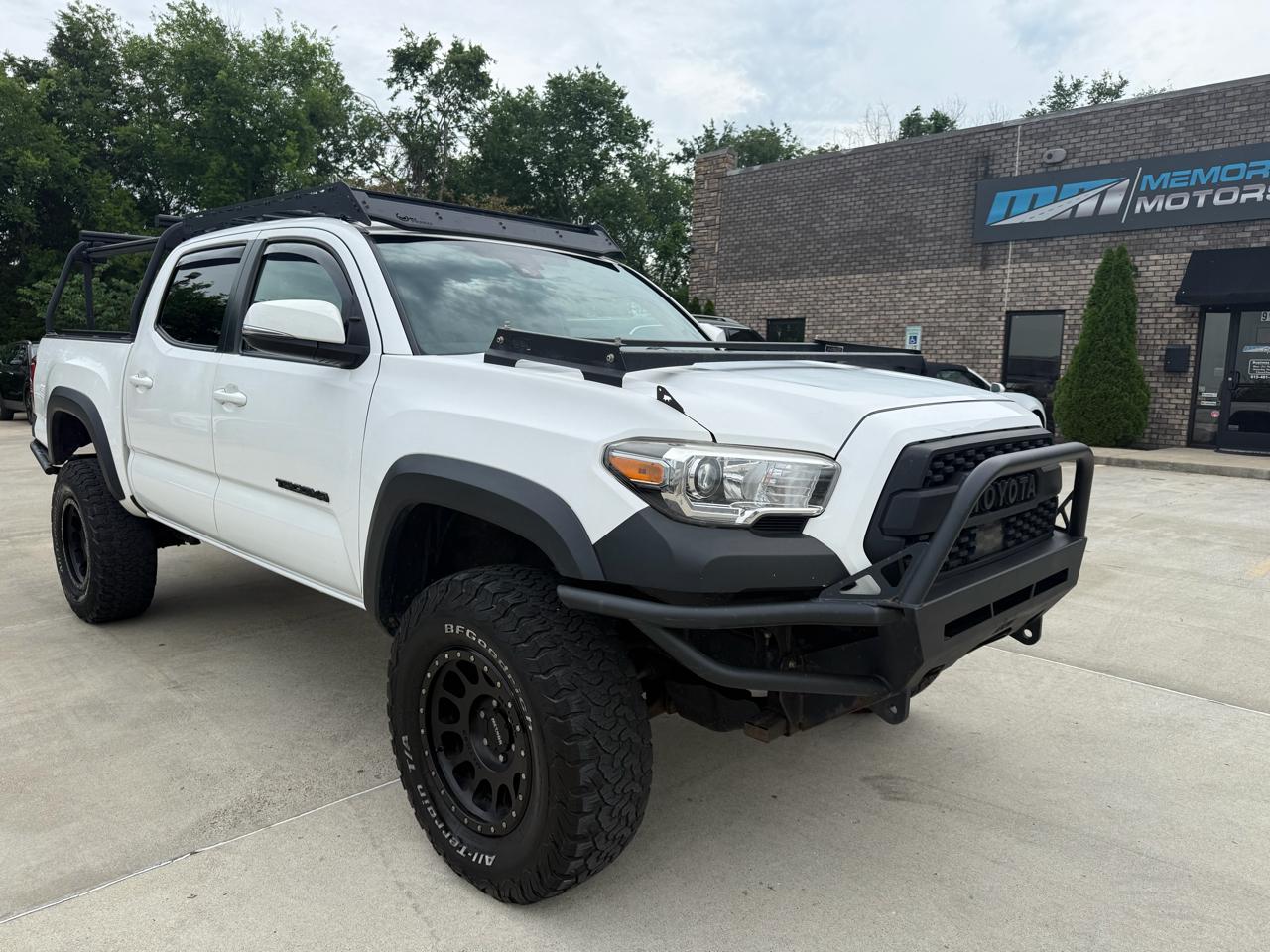 Toyota Tacoma  2018