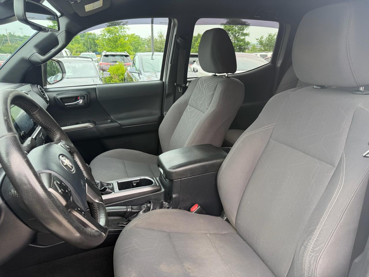 Toyota Tacoma  2018
