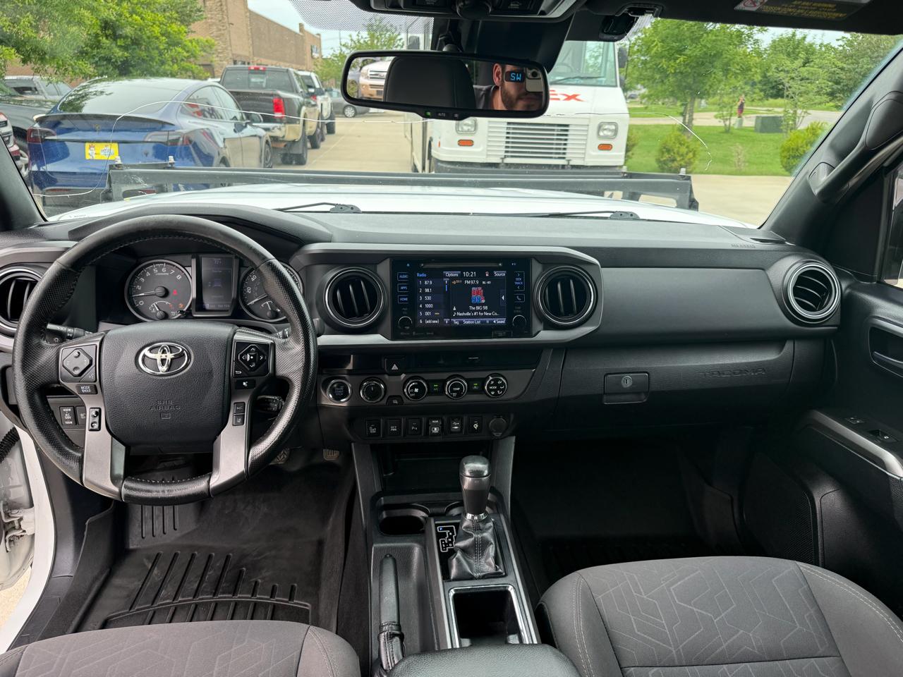 Toyota Tacoma  2018