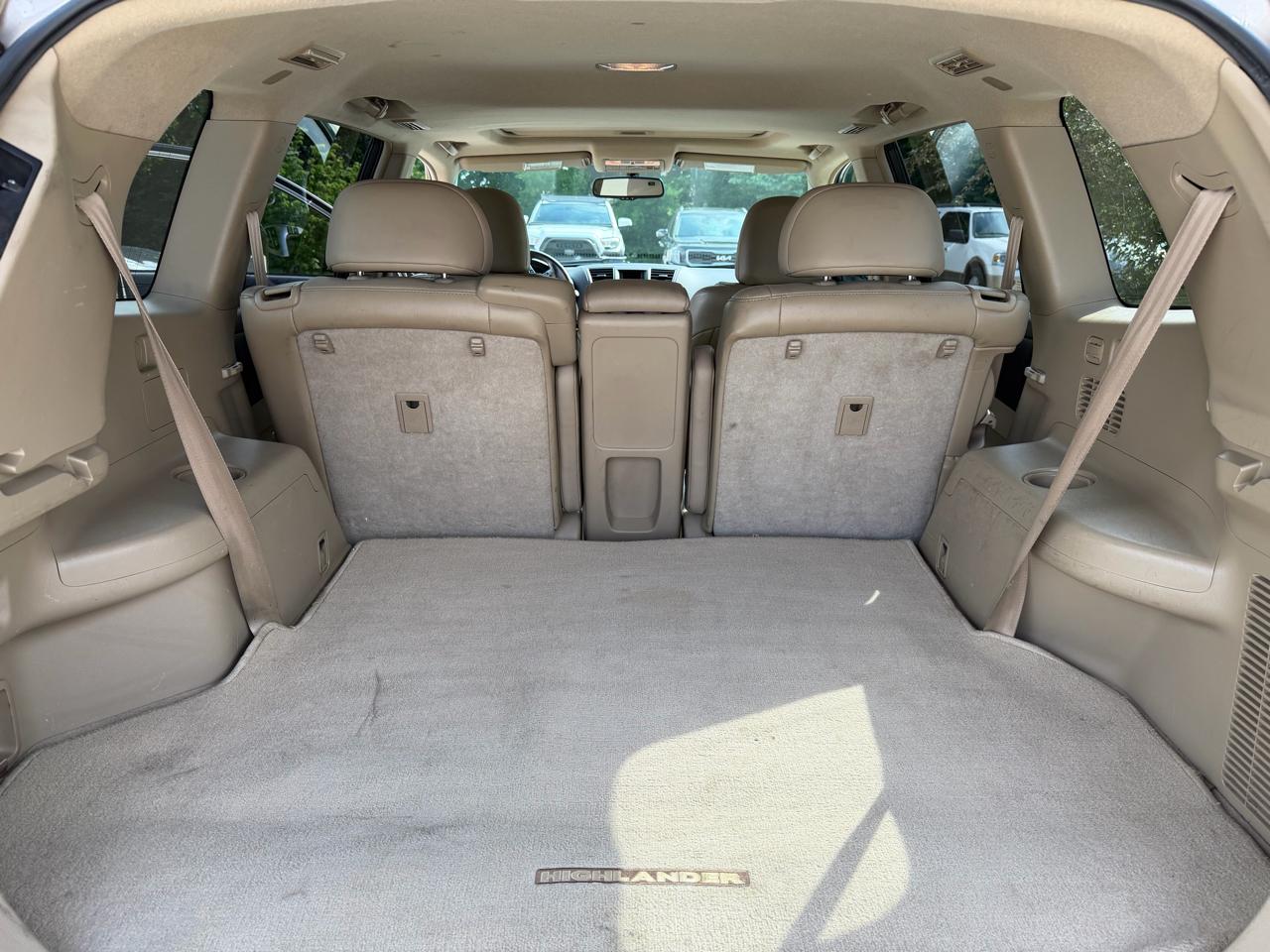 Toyota Highlander  2011