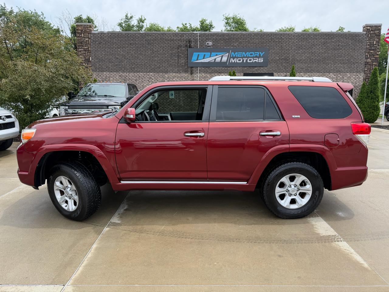 Toyota 4Runner 4WD 4dr V6 Limited (Natl) 2013