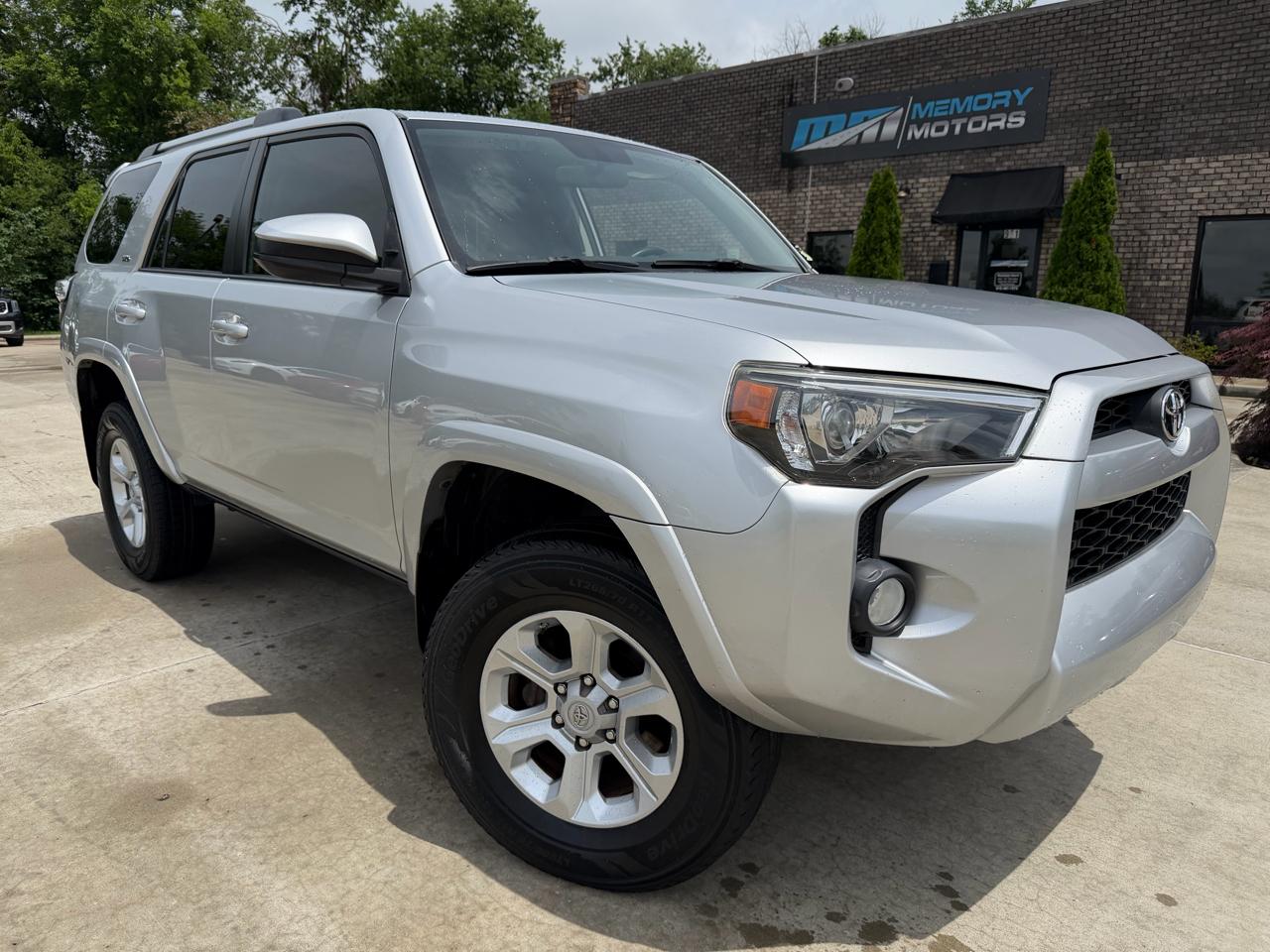Toyota 4Runner SR5 4WD 2019
