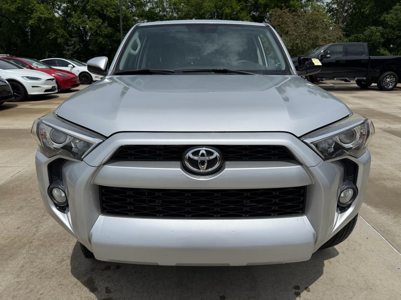 Toyota 4Runner SR5 4WD 2019