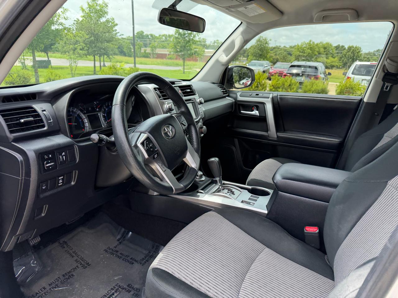 Toyota 4Runner SR5 4WD 2019