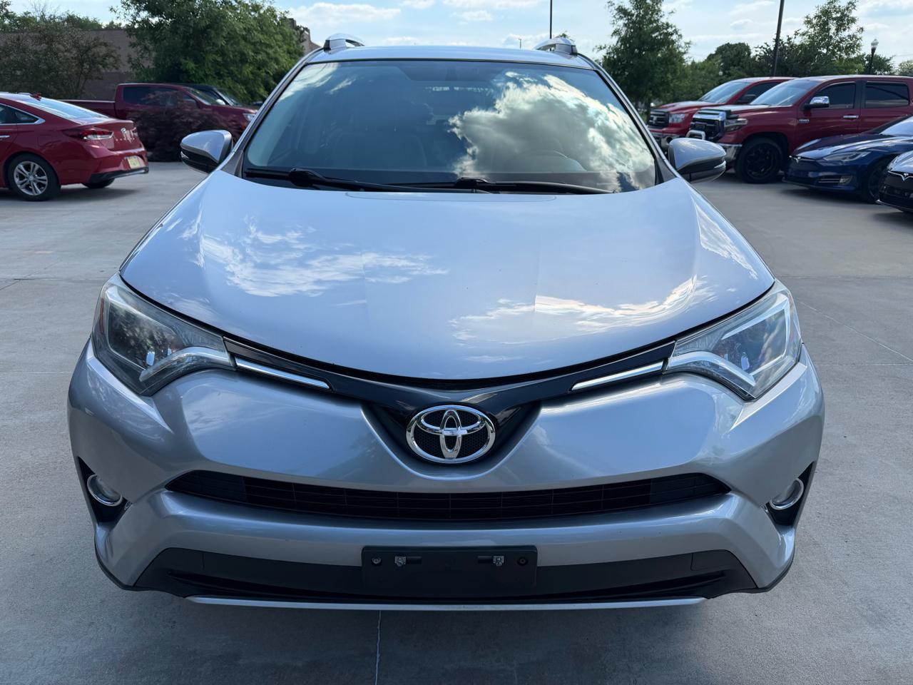 Toyota RAV4  2016