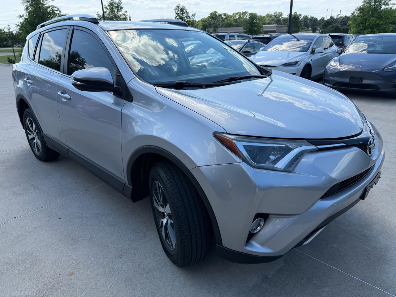 Toyota RAV4  2016