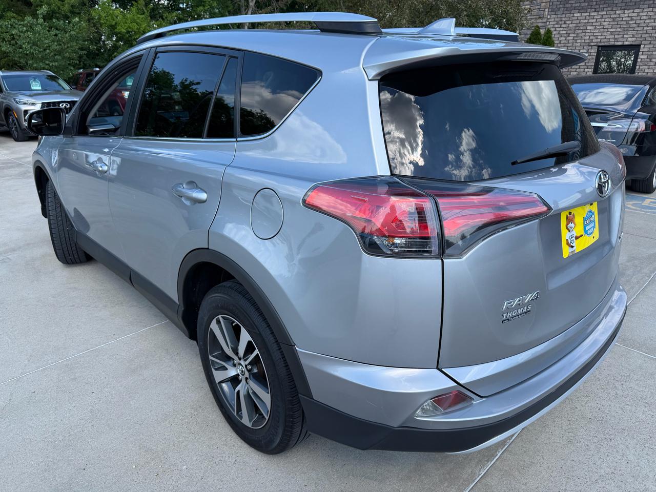 Toyota RAV4  2016