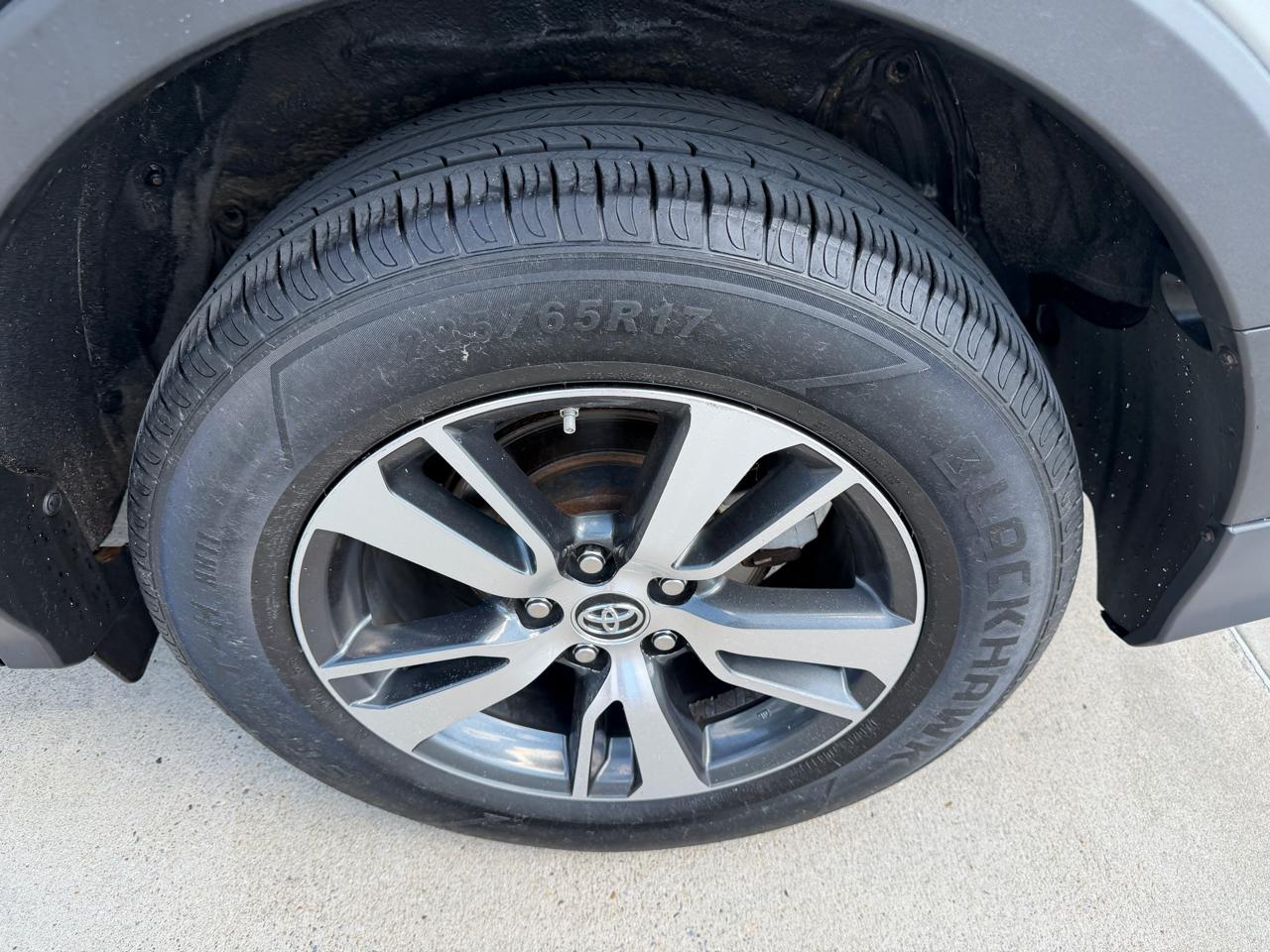 Toyota RAV4  2016