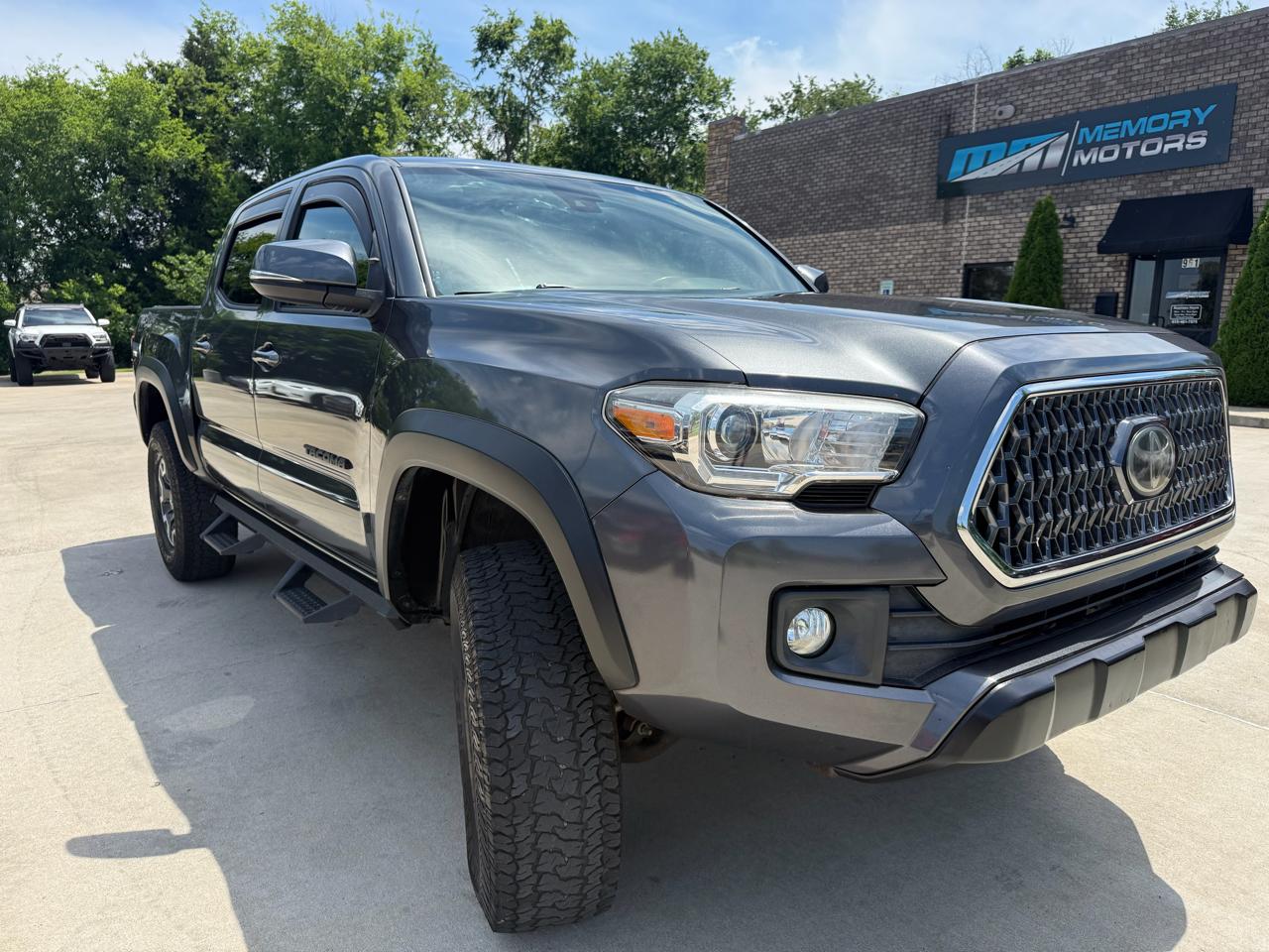 Toyota Tacoma 4WD  2019