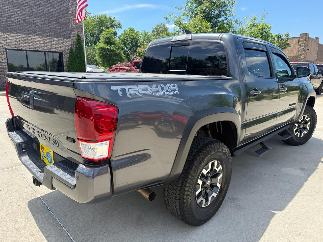Toyota Tacoma 4WD  2019