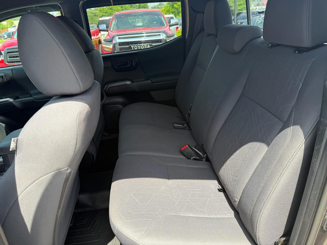 Toyota Tacoma 4WD  2019