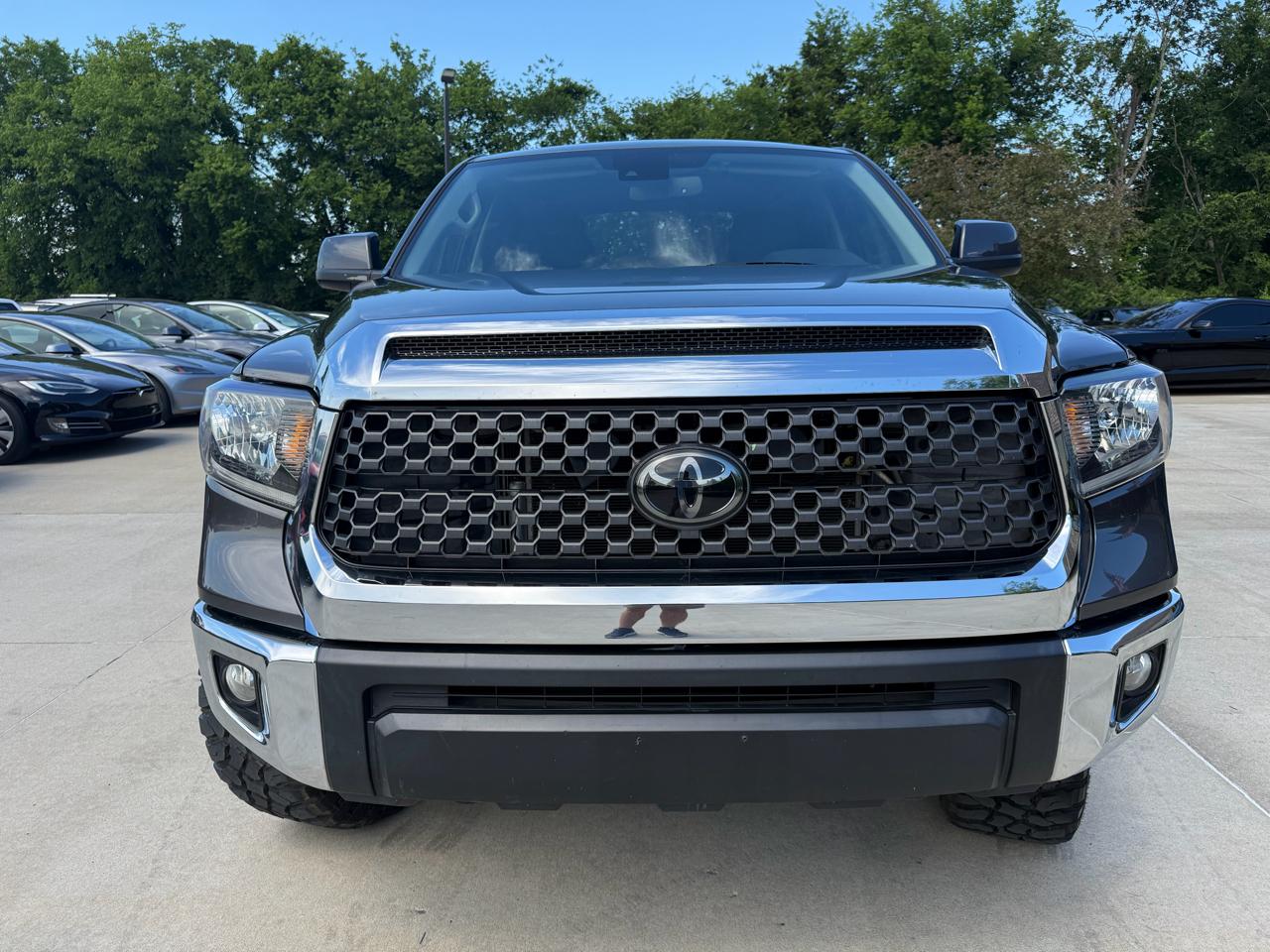 Toyota Tundra 4WD  2020