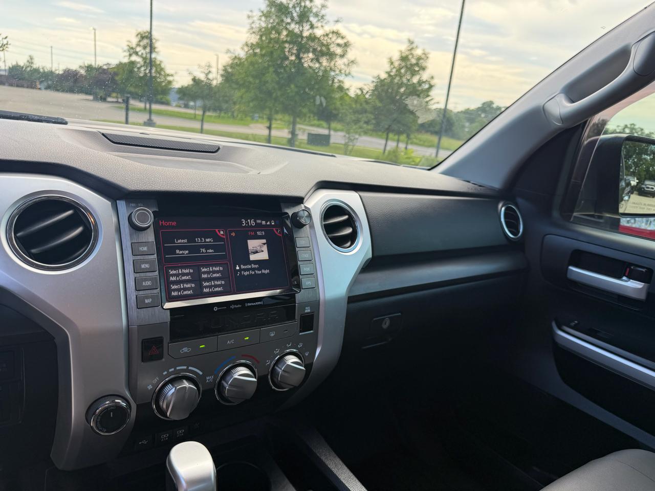 Toyota Tundra 4WD SR5 CrewMax 5.5' Bed 5.7L (Natl) 2020