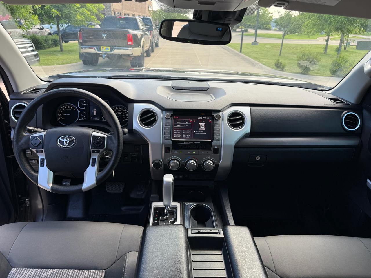 Toyota Tundra 4WD SR5 CrewMax 5.5' Bed 5.7L (Natl) 2020