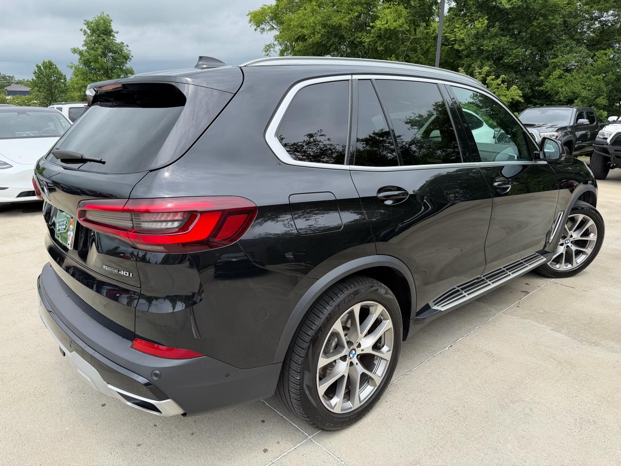 BMW X5 sDrive40i Sports Activity Vehicle 2021