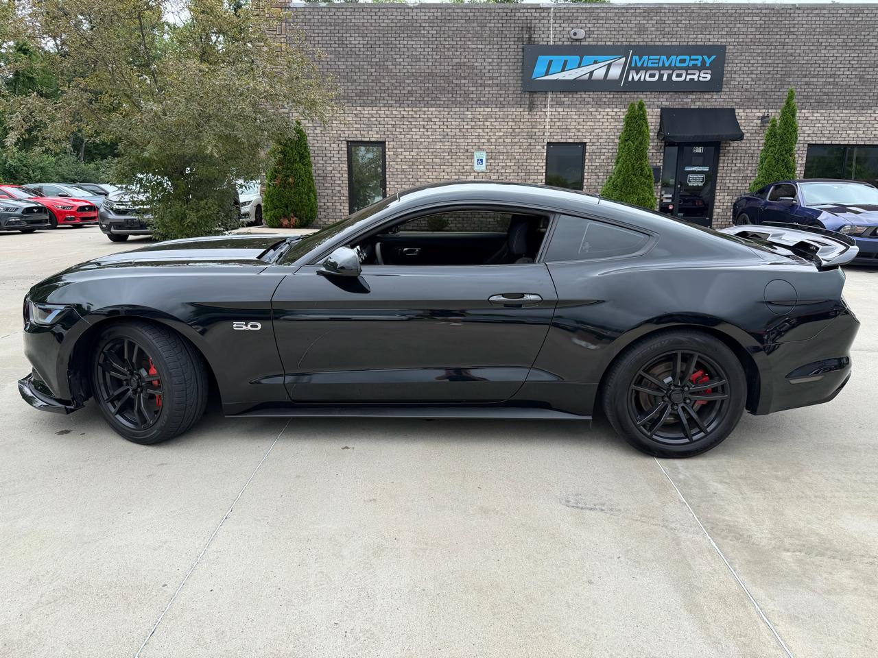 Ford Mustang 2dr Fastback GT Premium 2015