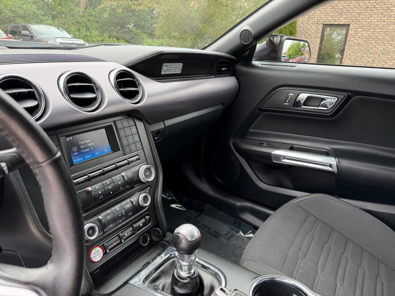 Ford Mustang 2dr Fastback GT Premium 2015
