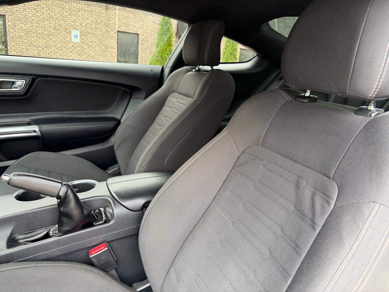 Ford Mustang 2dr Fastback GT Premium 2015
