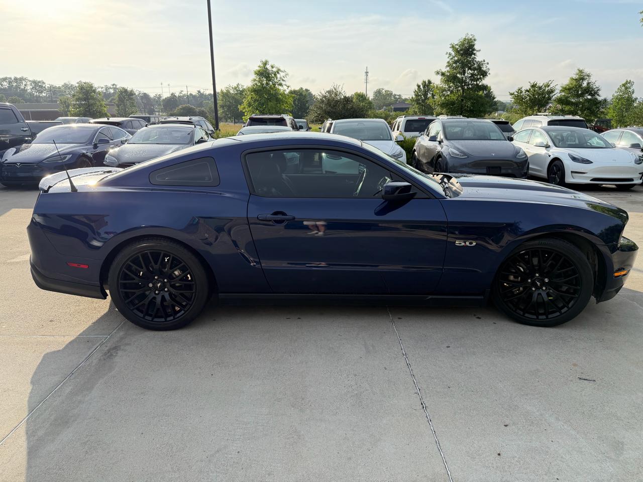 Ford Mustang 2dr Cpe GT Premium 2012