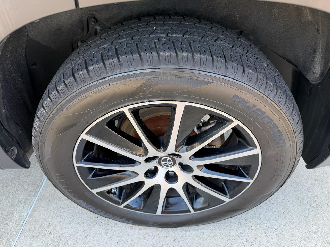 Toyota Highlander  2018
