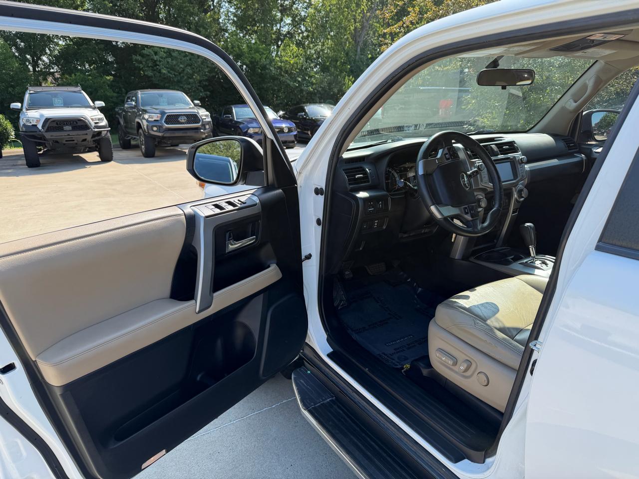 Toyota 4Runner  2016