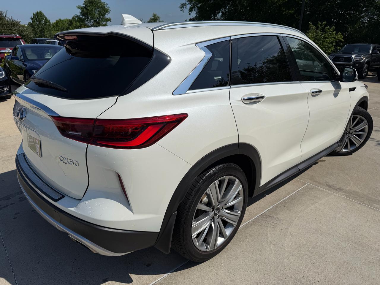Infiniti QX50 Sensory AWD 2021