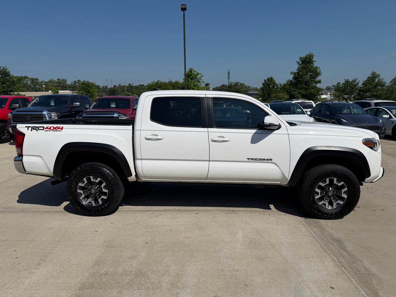 Toyota Tacoma  2017