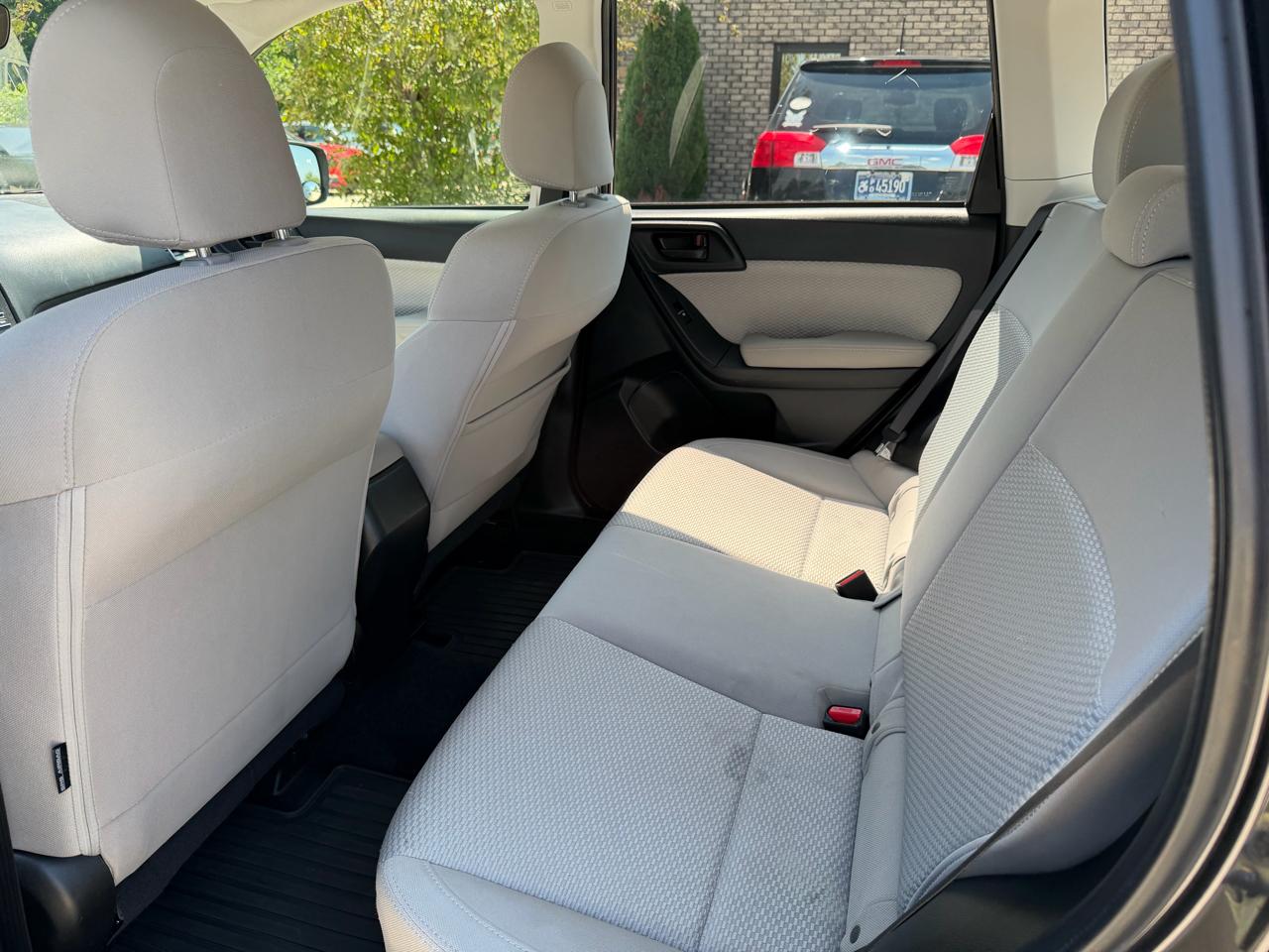 Subaru Forester 2.5i CVT 2017