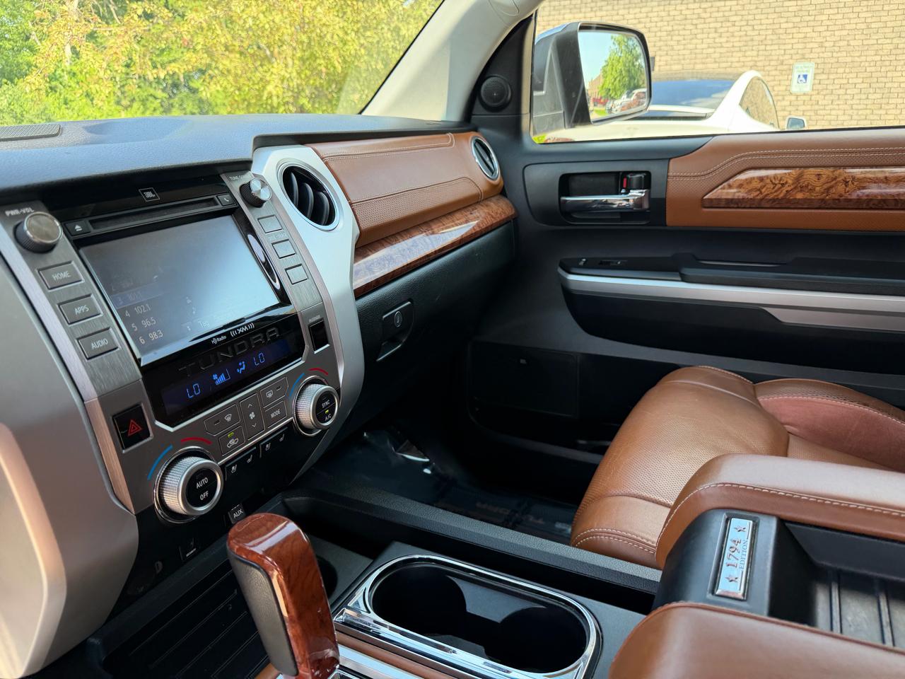 Toyota Tundra 2WD Truck  2014