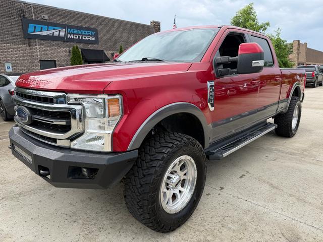 Red 2021 Ford F-250 Super Duty Lariat Crew Cab 4WD Pickup Truck Four-Wheel Drive Automatic