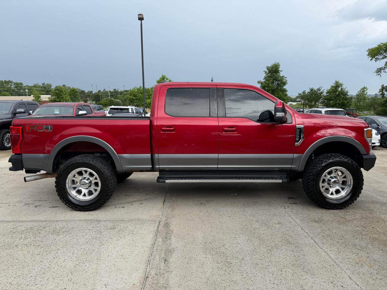 Ford Super Duty F-250 SRW 4WD Crew Cab 156" Lariat 2021