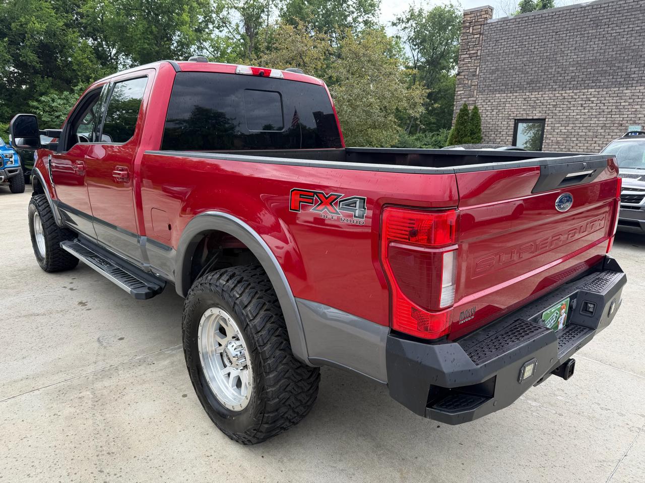 Ford Super Duty F-250 SRW 4WD Crew Cab 156" Lariat 2021