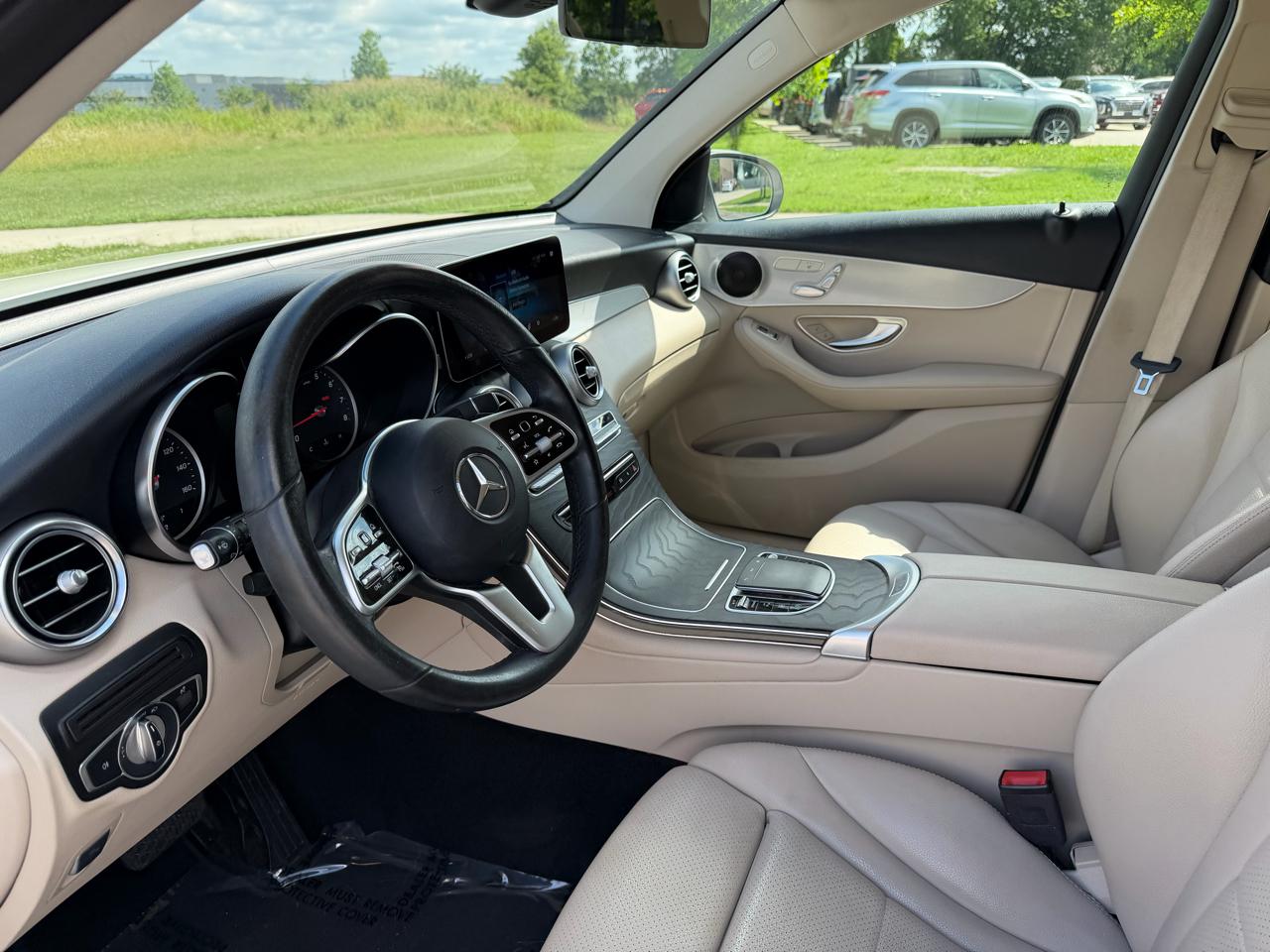 Mercedes-Benz GLC GLC 300 SUV 2021