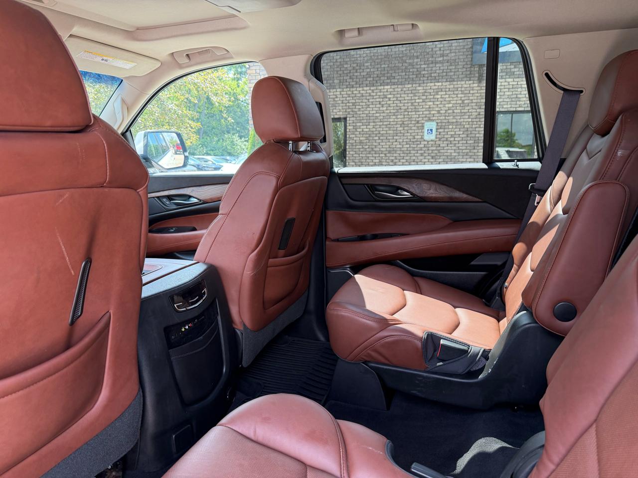 Cadillac Escalade 2WD 4dr Premium Collection 2016