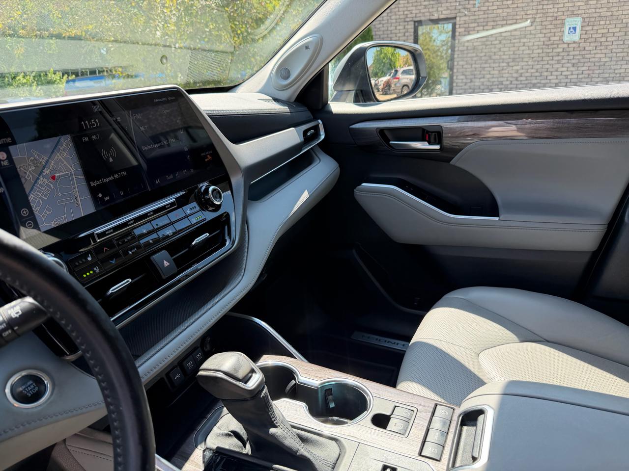 Toyota Highlander  2021