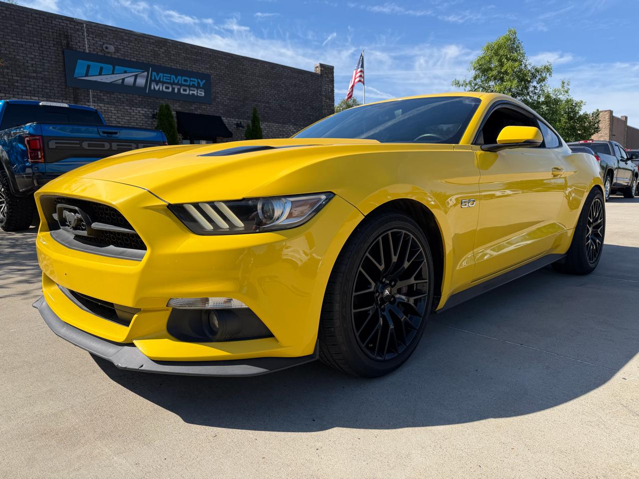Ford Mustang 2dr Fastback GT Premium 2015