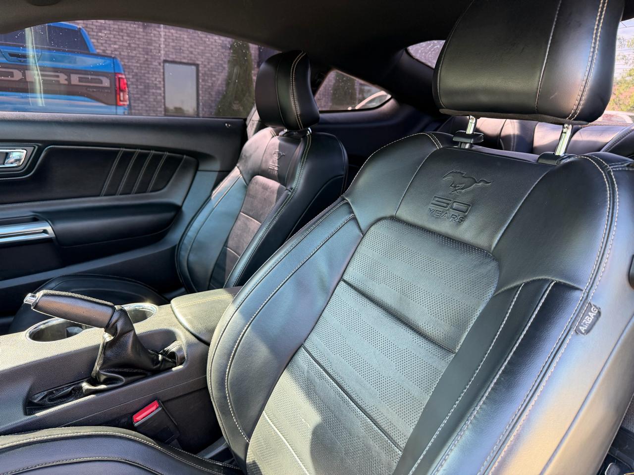 Ford Mustang 2dr Fastback GT Premium 2015