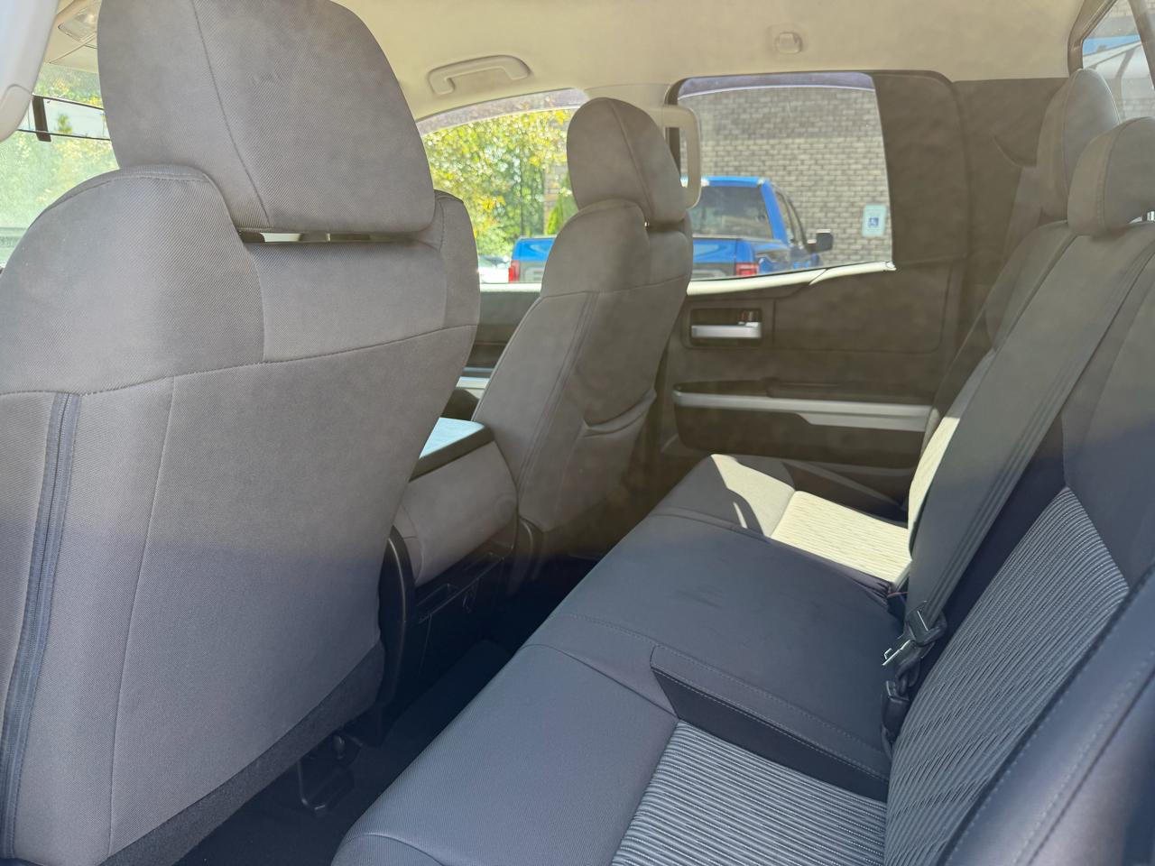 Toyota Tundra 4WD Truck  2016